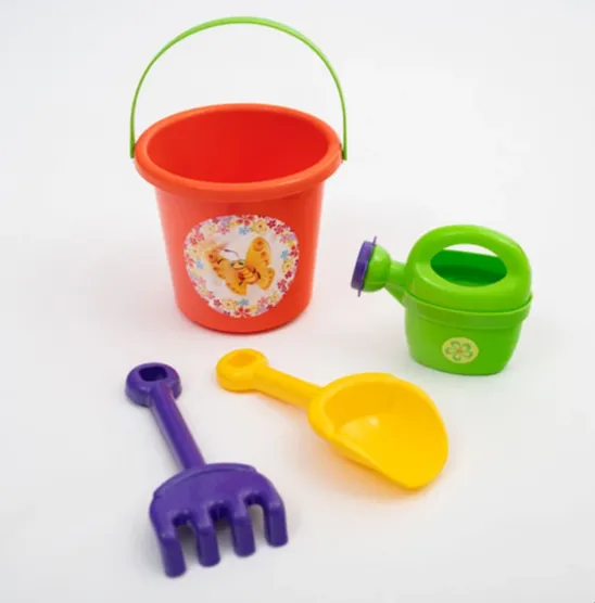 Set de joacă cu nisip Nr.1 (găleată, stropitoare, lopățică, greblă) (170×175×210 mm) (013555/2)