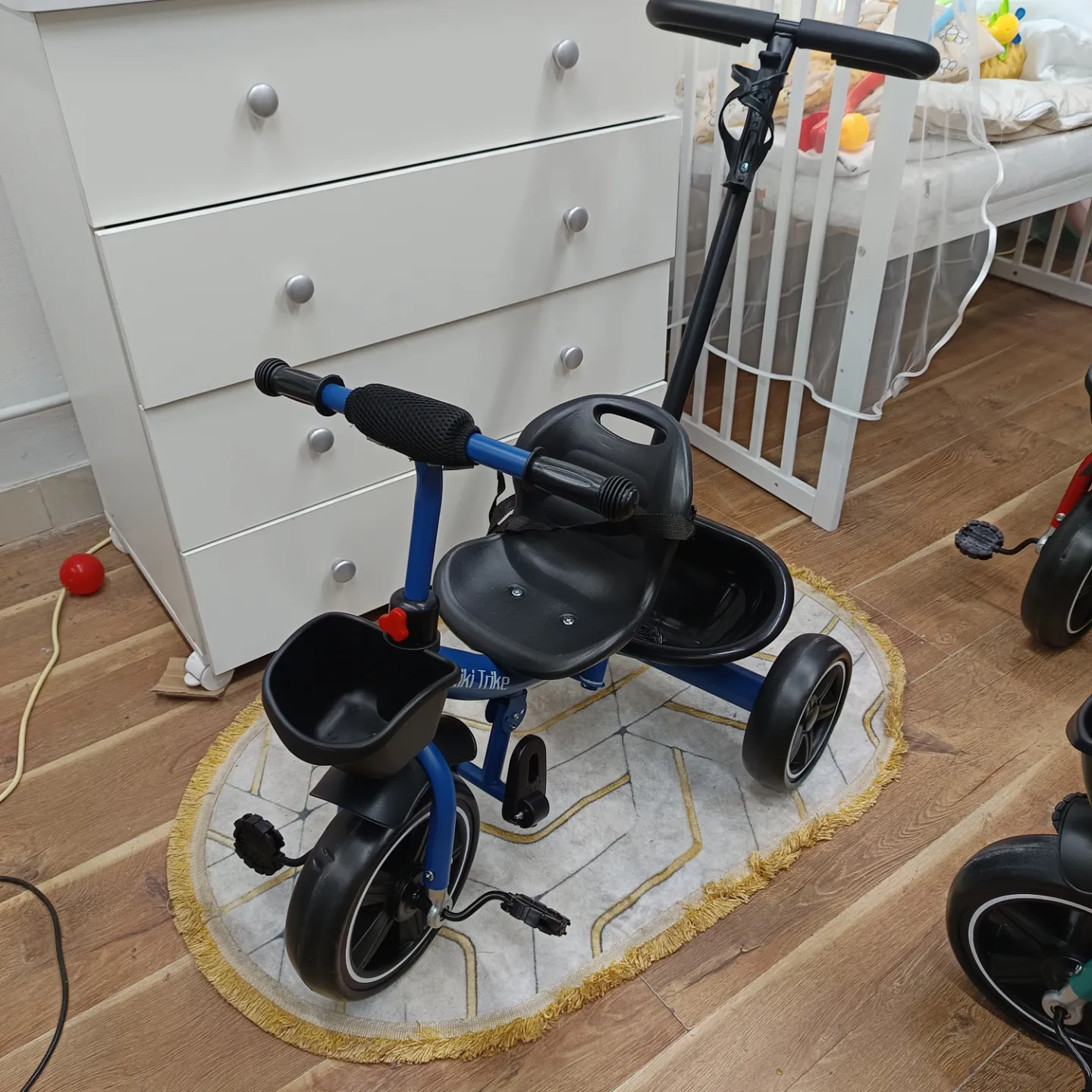 Triciclu culoarea albastru Art. 74500