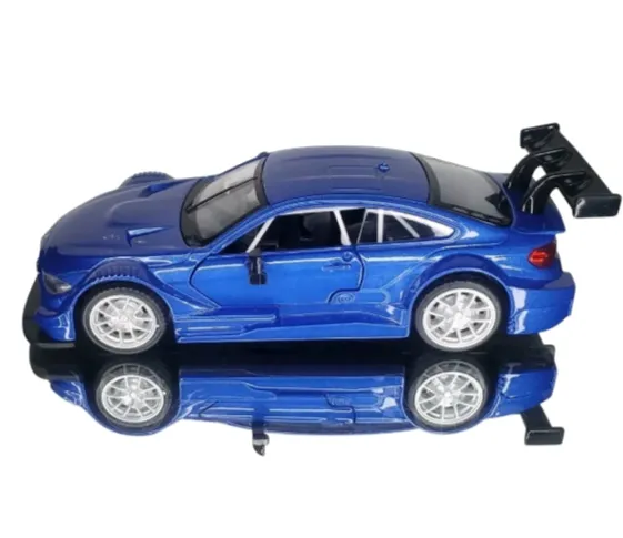 BMW M4 DTM (se deschid usile)