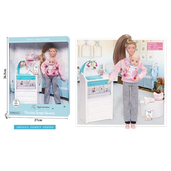 Papusa cu accesorii 000379